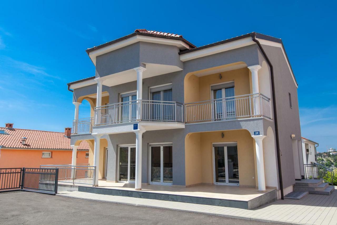 Moderne Souterrainwohnung Crikvenica Exterior foto